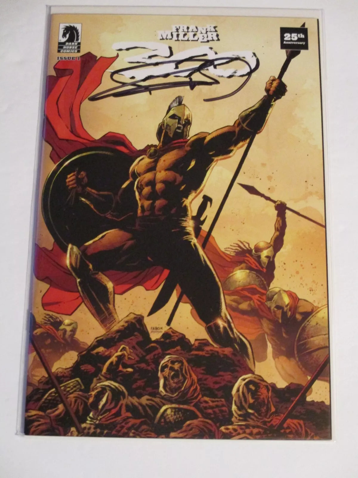 FRANK MILLER - 25TH ANNIVERSARY - 300 #1 JASON FABOK TD EXCLUSIVE - SIGNED BY FRANK MILLER